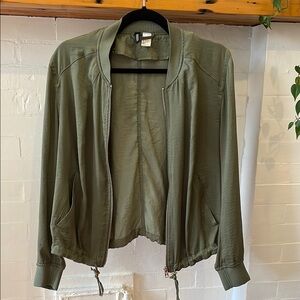 H&M Green Bomber Jacket Lightweight and Versatile